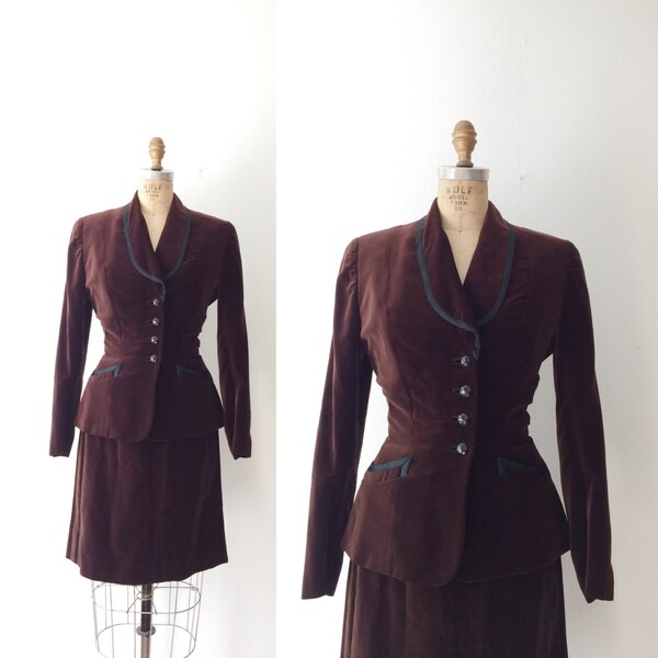 1940s skirt & Jacket / 1940s velvet jacket / Towncliffe  suit