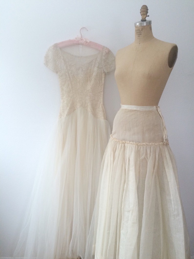 1950s wedding dress / vintage wedding dress / Karinska Tulle & Lace wedding dress bild 9