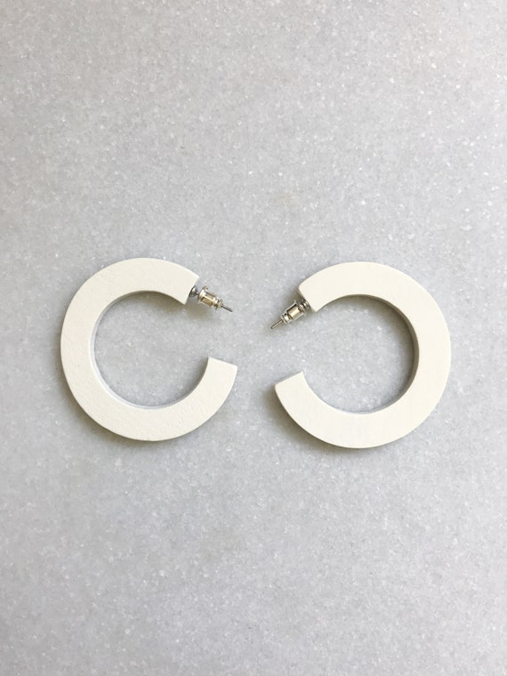 Modern Ash hoop earrings