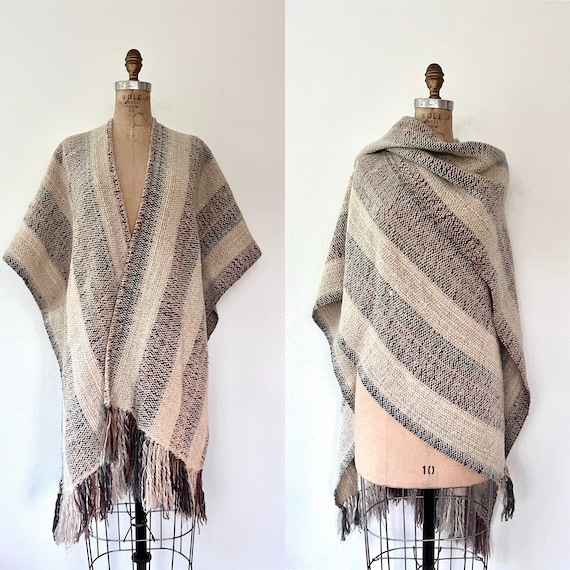 Woven Annapurna poncho / vintage wool shawl / woven textile wool wrap