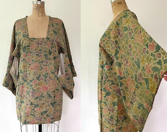 kimono de seda vintage / kimono vintage michiyuki / Kimono de mosaico floral