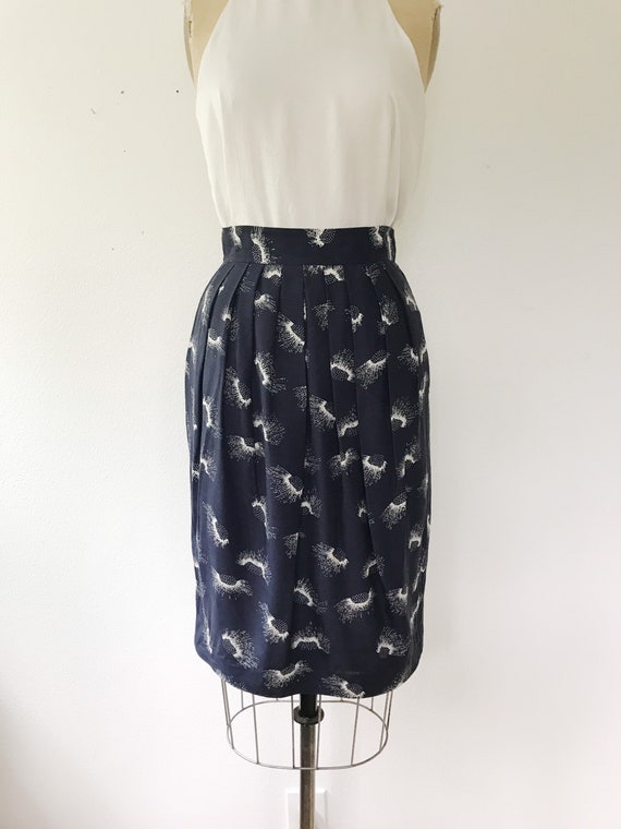 SALE 90s vintage skirt / vintage rayon skirt / Na… - image 4