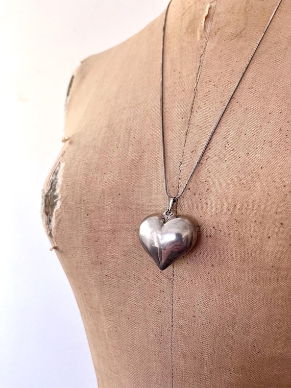 vintage sterling silver necklace / silver heart necklace / Puffy Heart necklace