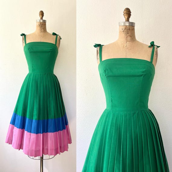 1950s dress / color-block cotton dress / 50s vintage pleated dress