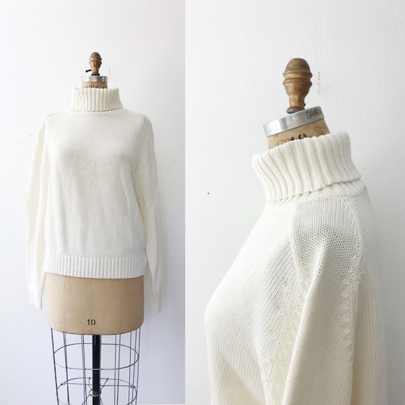 vintage turtleneck / cream sweater / Cotton Turtle