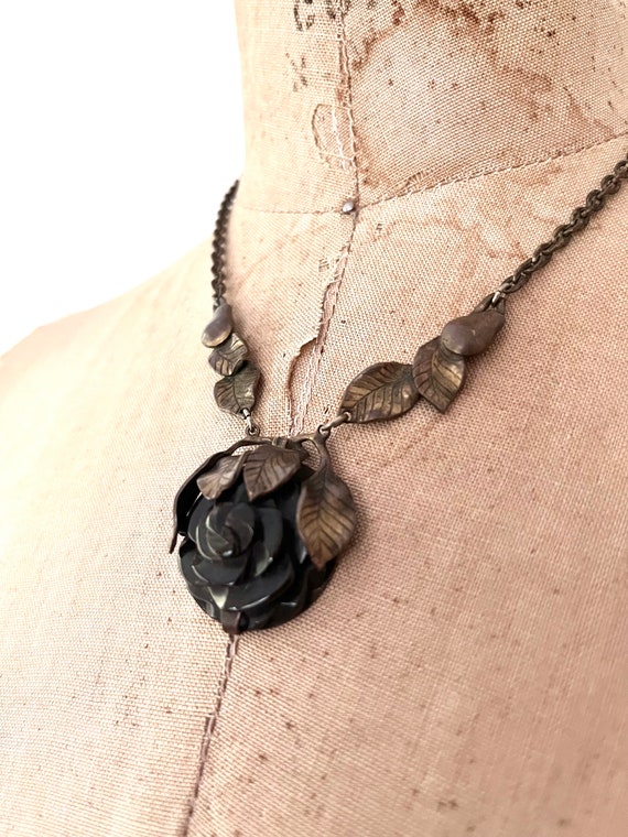 rose necklace / brass necklace / 1940s necklace