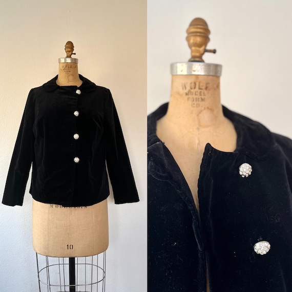 1960s black jacket / velvet evening jacket / black velvet jacket