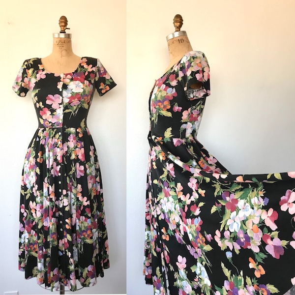 90s Lacy Floral Strapless Dress (S)
