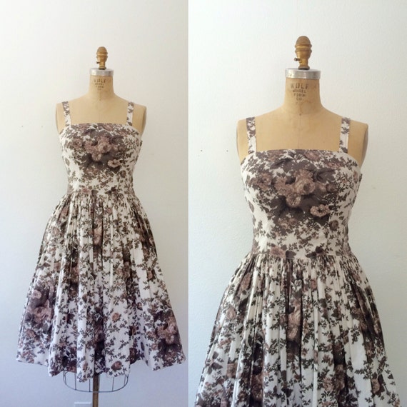 1950s dress / 1950s cotton dress / Blurred Rose dr