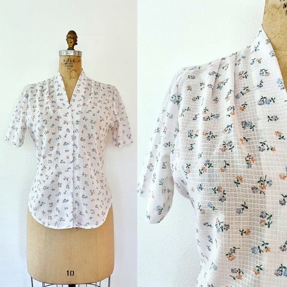 vintage camp blouse / 70s cotton blouse / tiny florals blouse