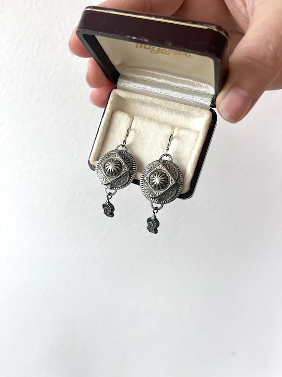 silver dangle earrings / concha earrings / brushed silver earrings