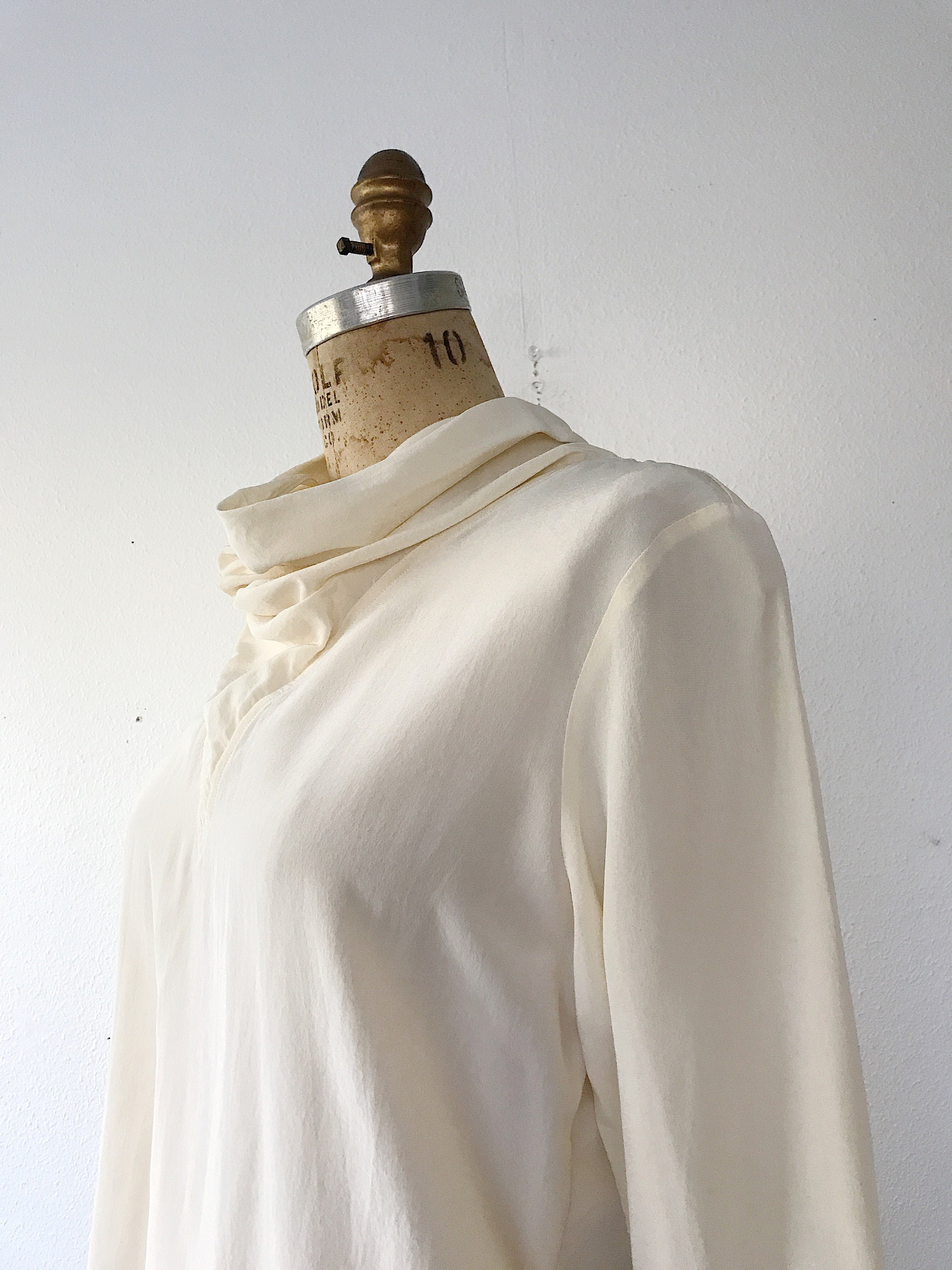 cream silk blouse / 1980s blouse / Cowl Neck silk blouse
