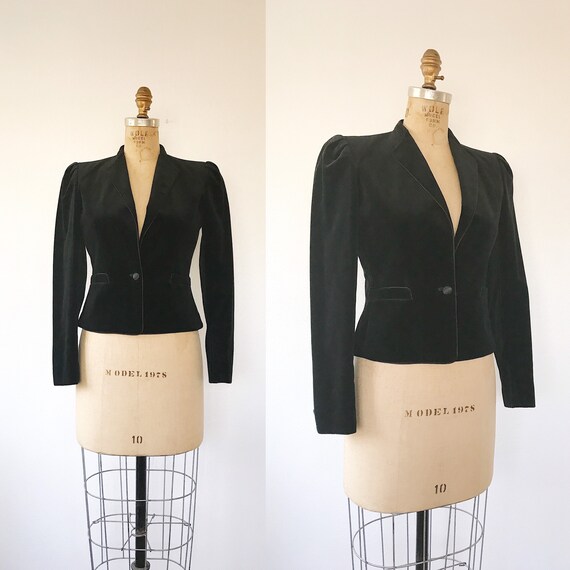 vintage cropped Blazer / black velvet blazer / Vel