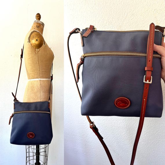 Dooney and Bourke bag / nylon crossbody bag/ navy Dooney & Bourke bag