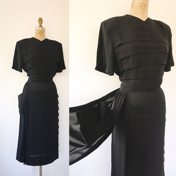 1940s dress / vintage 40s dress / Pleated Pocket d