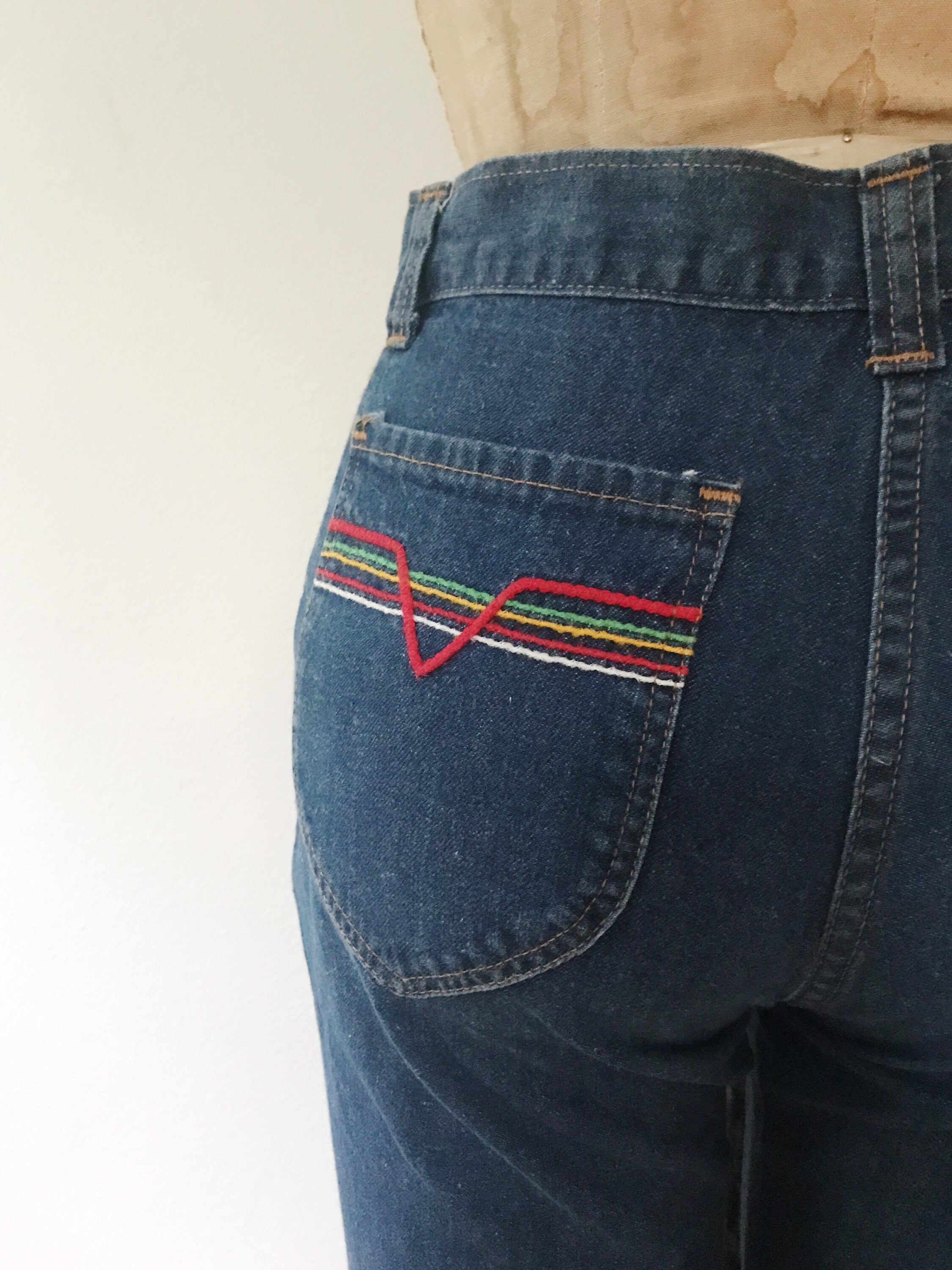 1970s jeans / vintage denim / 70s embroidery jeans