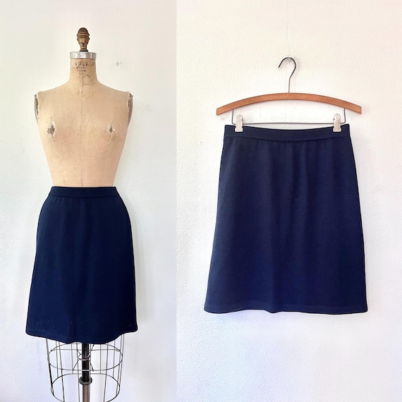 vintage knit pencil skirt / vintage knit skirt / navy St. John skirt
