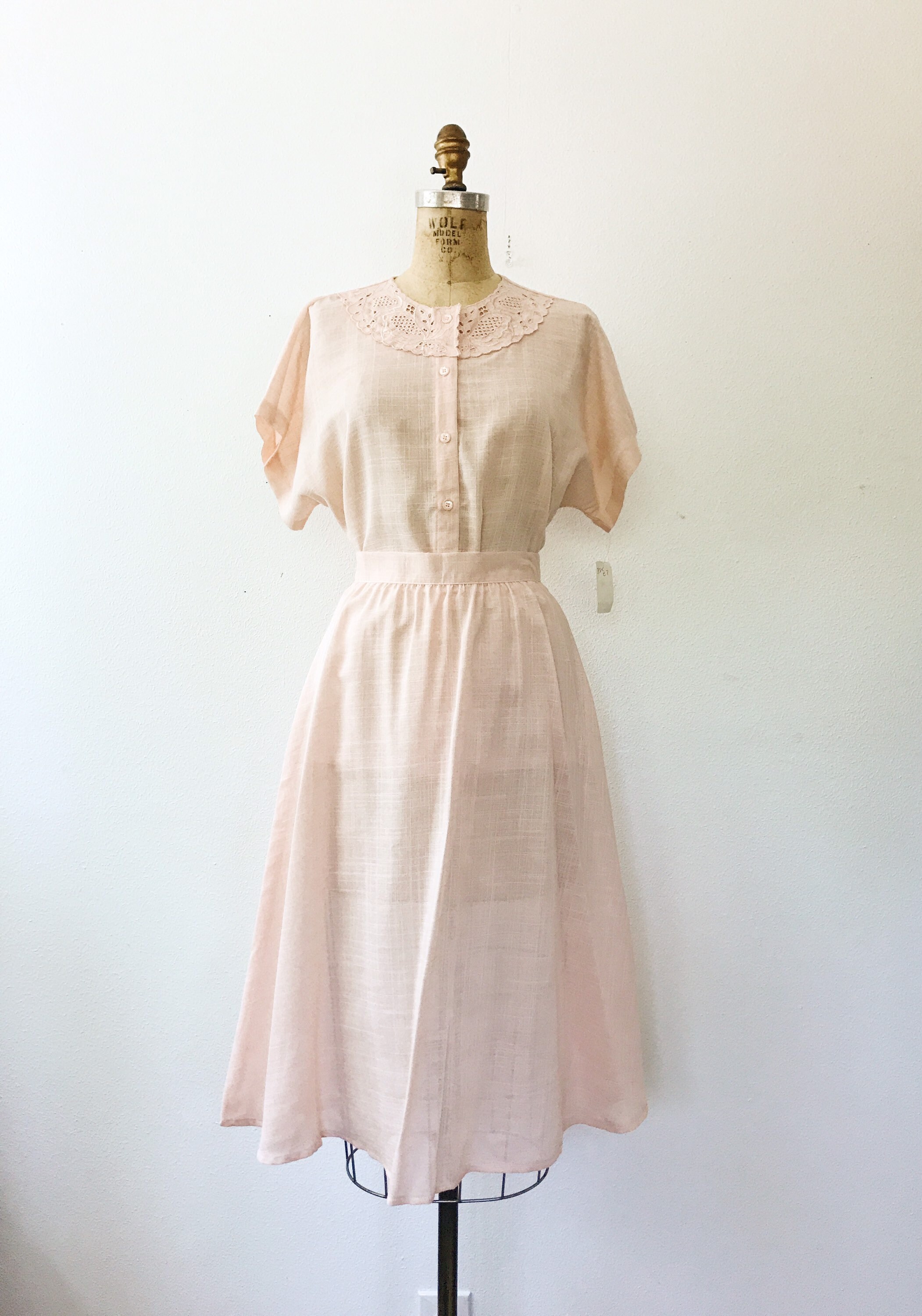 SALE vintage lace dress / peach two piece dress / NOS Cut out lace dress