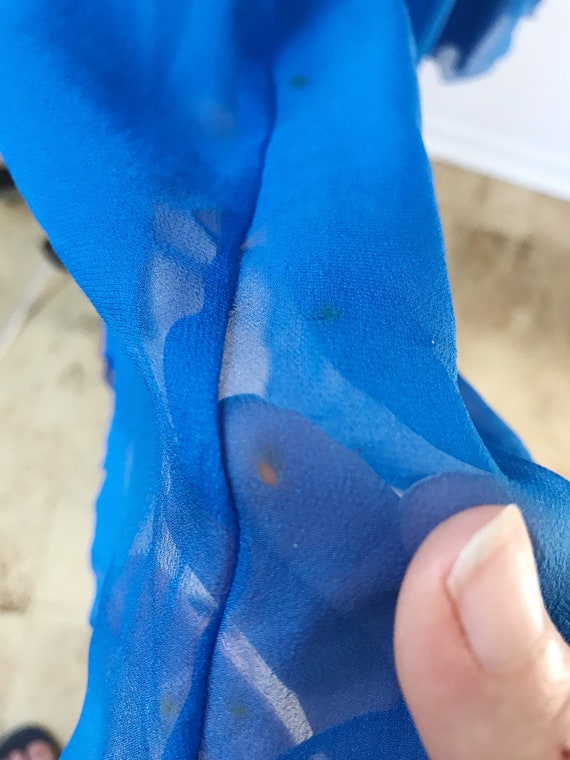 50s chiffon skirt / blue silk skirt / 50s Electri… - image 10