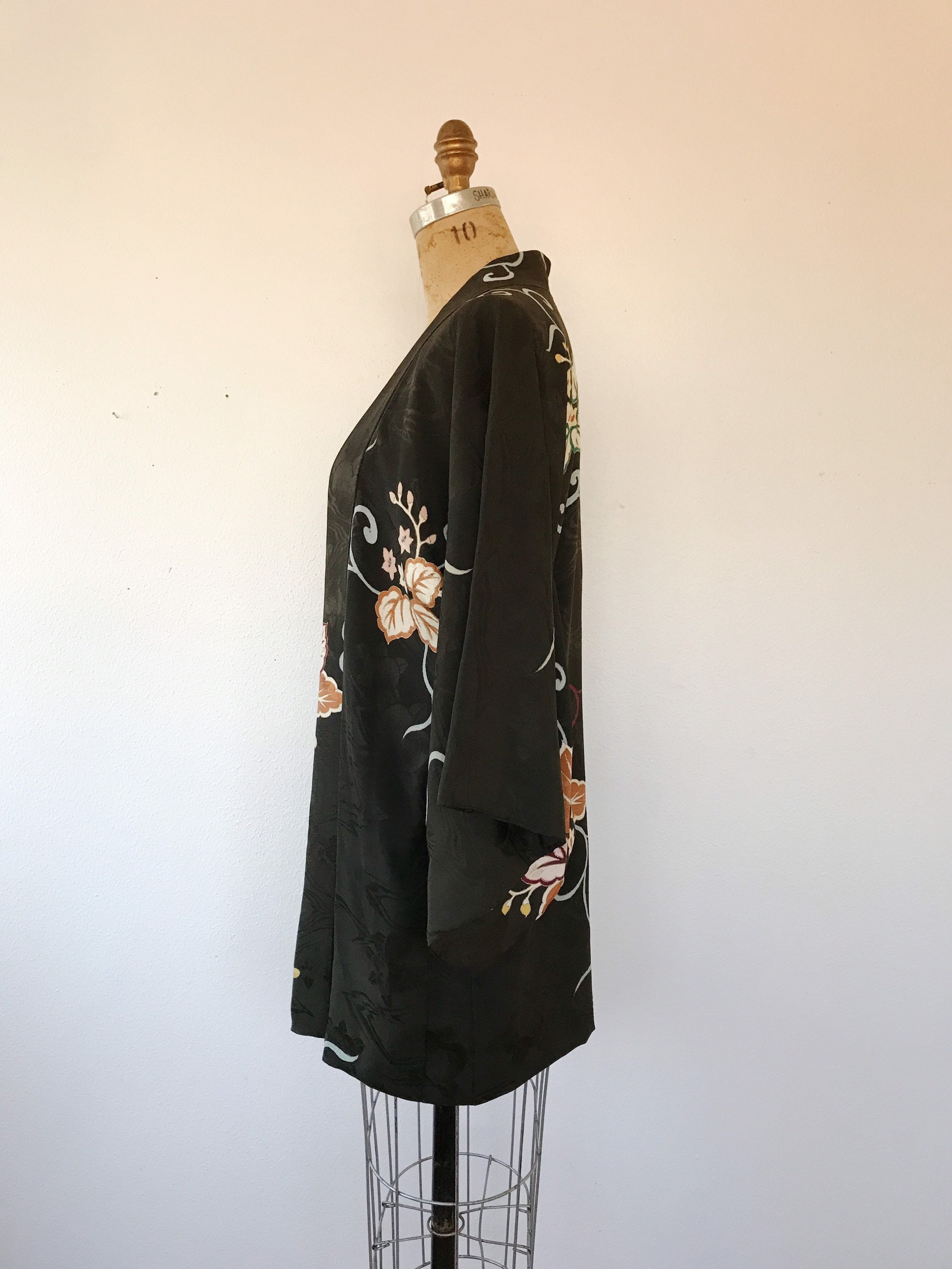 vintage silk kimono / vintage kimono jacket /Paulownia kimono haori