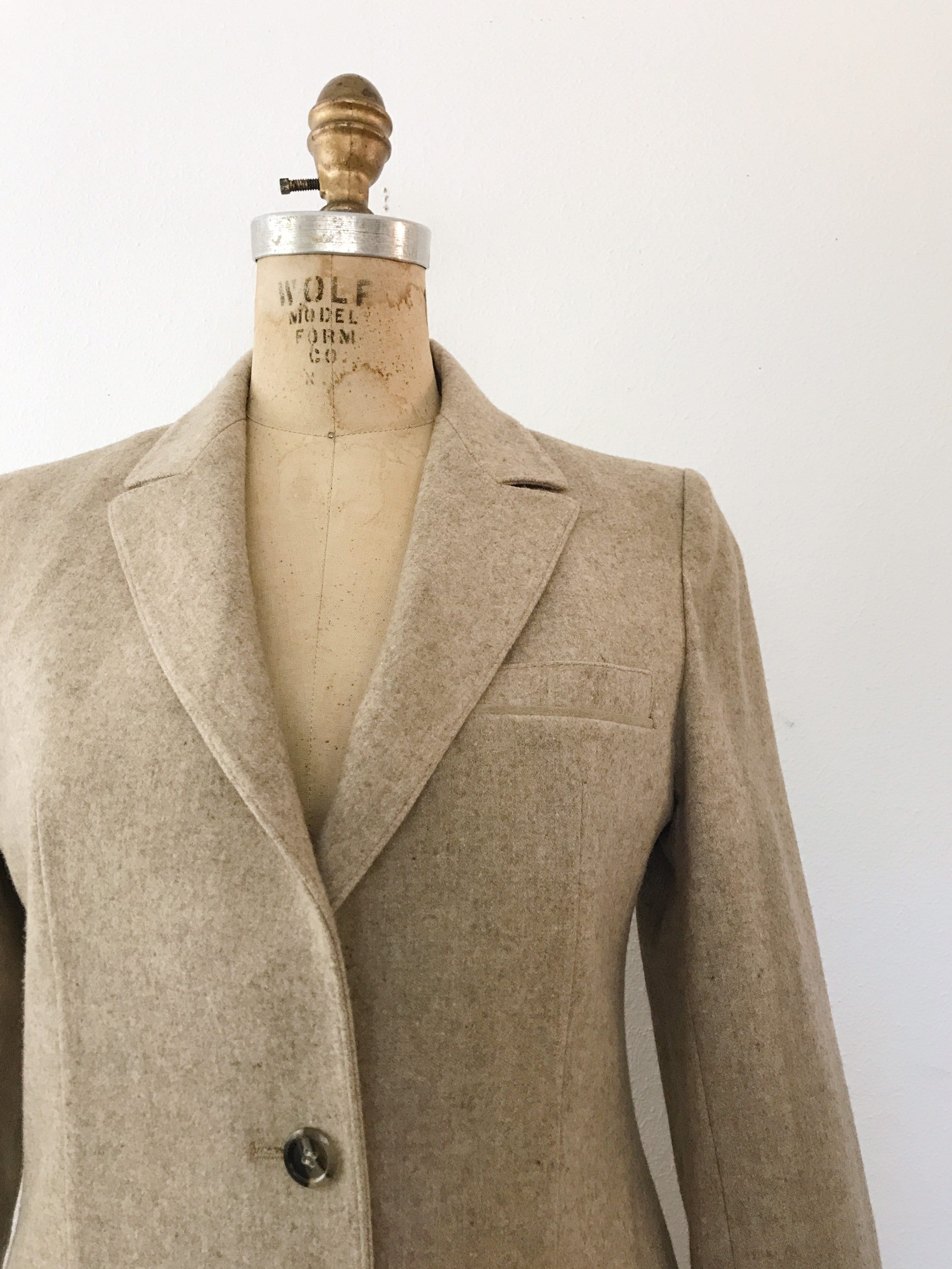 Wool Blazer / vintage tailored jacket / Well Appointed Blazer