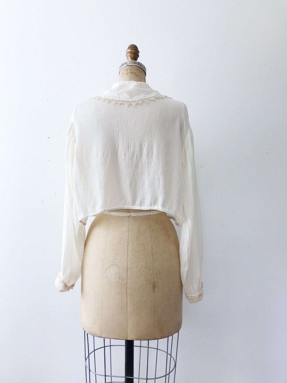XXS 1910s Ivory Silk Shirtwaist Blouse