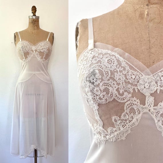 vintage dress slip / vintage full slip / 1950s lingerie