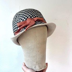 Vintage Henry Pollak Glenover Tan 100% Wool Hat Cloche New York Ribbon USA‎ s-l400.jpg main image 4