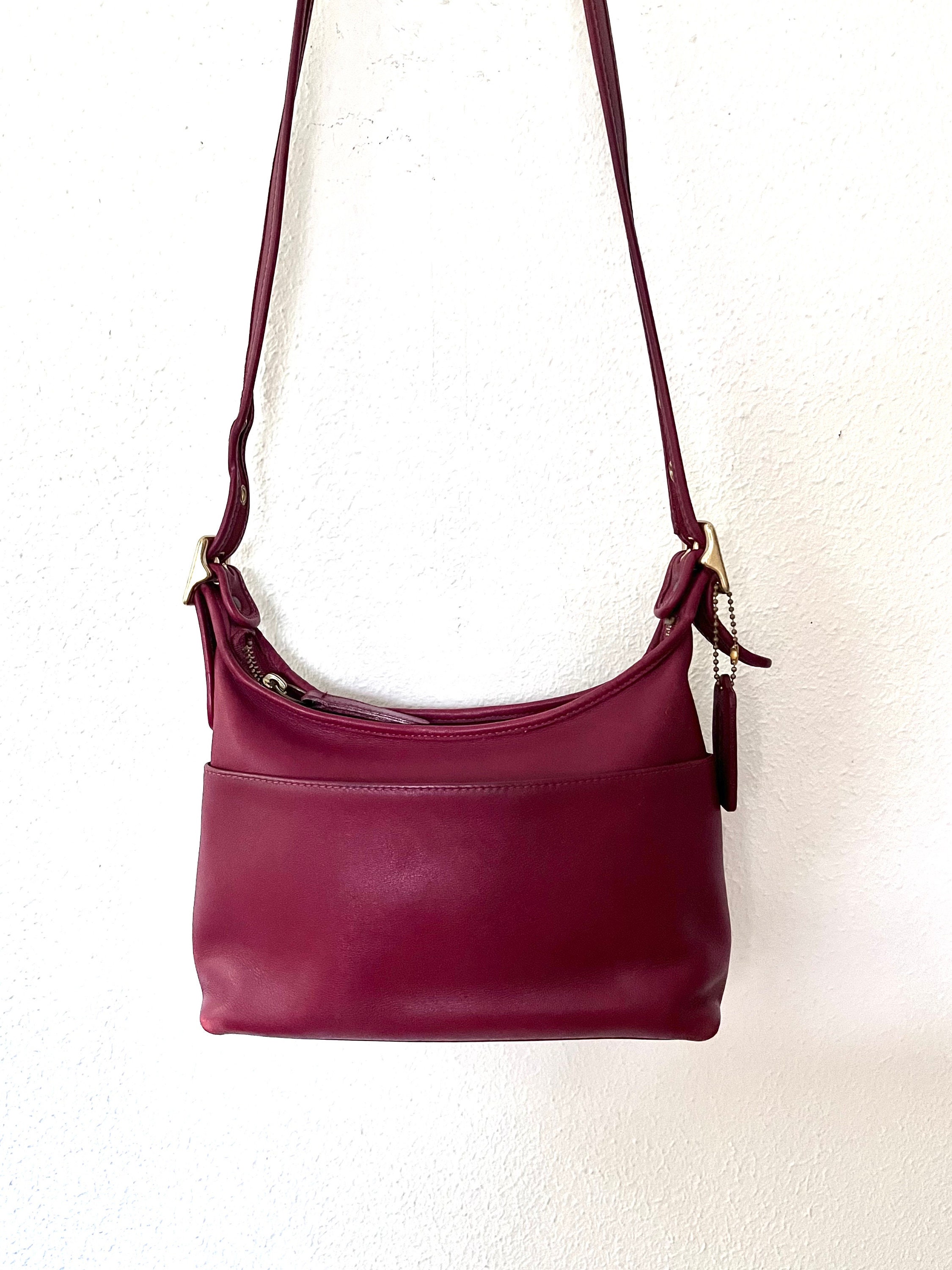 vintage Coach purse / red leather Coach / Coach Legacy Zip vintage Coach purse / red leather Coach / Coach Legacy Zip