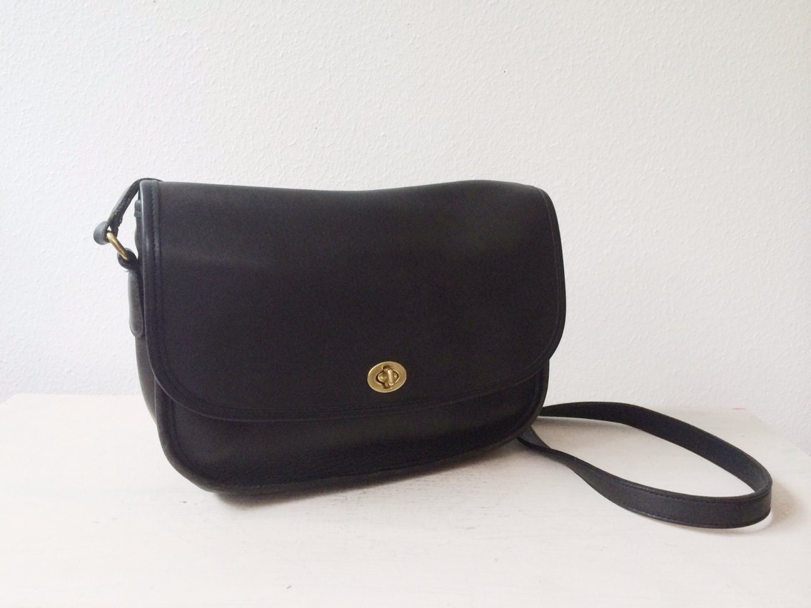 SALE vintage Coach purse / black leather Coach / Coach city bag