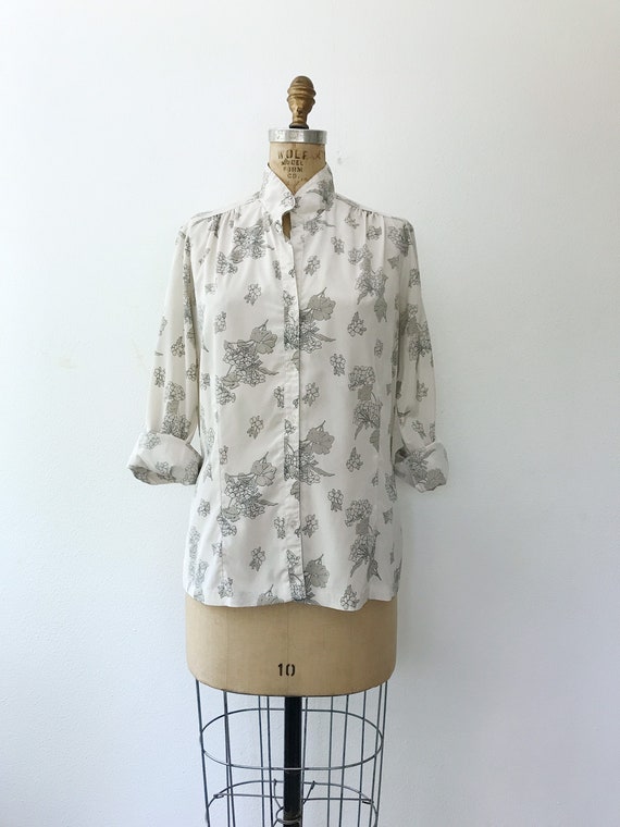 SALE vintage 70s blouse / 70s floral blouse / but… - image 3