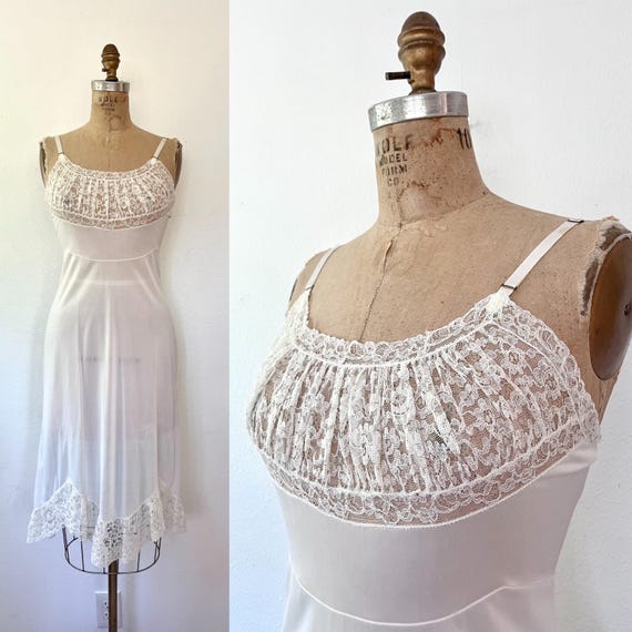 vintage lace slip / vintage full slip / white lace lingerie