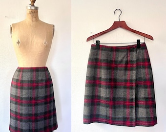 Fife plaid skirt / wool plaid skirt / plaid wrap skirt