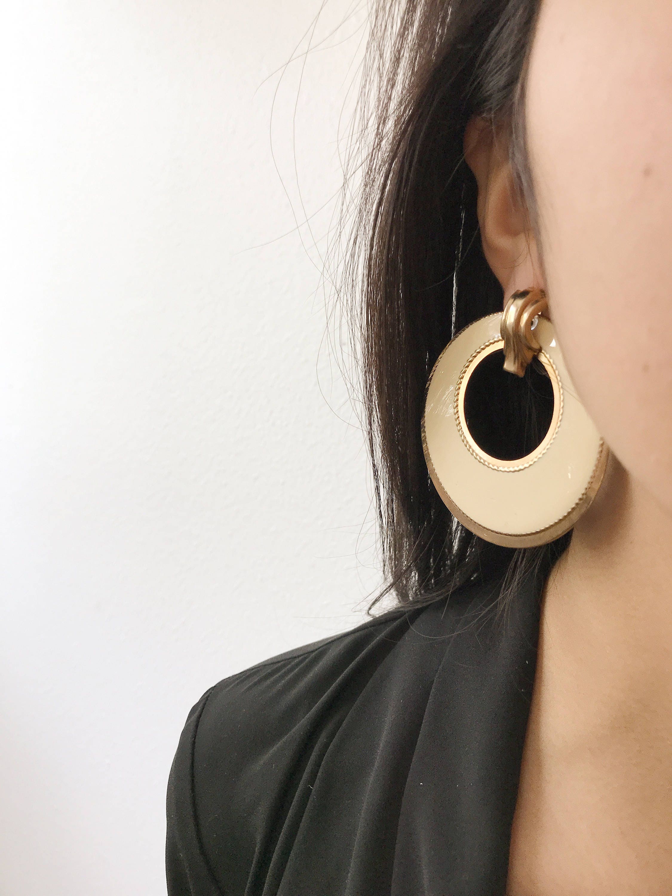 Tolhurst earrings / enamel earrings / 80s hoop earrings