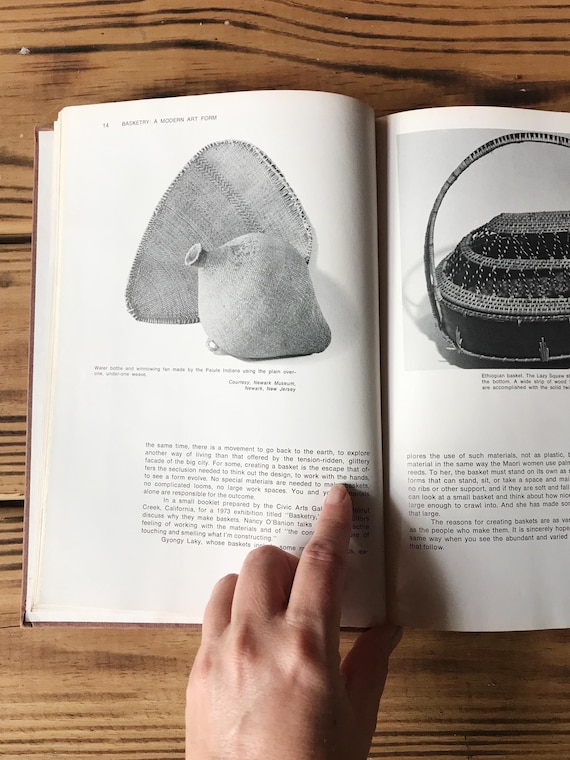basketry book / vintage 70s book / How to Basketry book