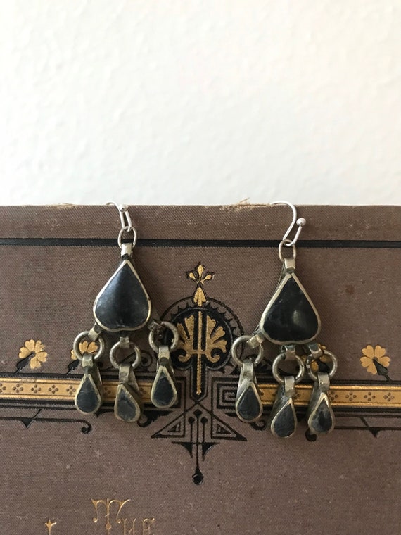 1960s earrings / spade stone earrings / Neeru earrings