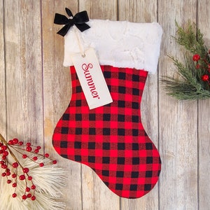Personalisierte rote Büffel Weihnachtsstrumpf - Handgefertigte Pelzmanschette