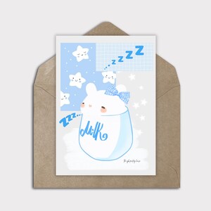 Orso addormentato nel latte, sovraccarico di tenerezza, biglietto d'arte kawaii stampabile, simpatici animali kawaii addormentati, simpatico biglietto di auguri con orso, orso stravagante