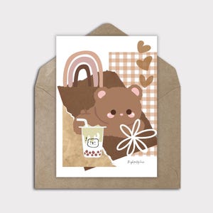 Ours kawaii avec du thé à bulles, surcharge de gentillesse, carte numérique ours kawaii, jolie carte ours en peluche kawaii, art kawaii fantaisiste, carte de correspondance vierge
