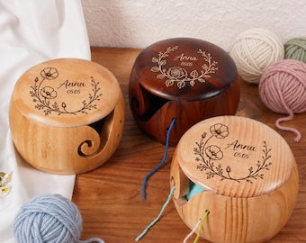 Personalized Wooden Yarn Bowl with Lid, Birth Flower Yarn Holder, Custom Knitting Crochet Gift for Mom, Yarn Lover Gift for Her