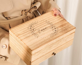 Personalized Light Wood Jewelry Box with hook, Engraved Jewelry Organizer, Necklaces Storage, Birthday Gift For Her, Christmas Gifts For Mom