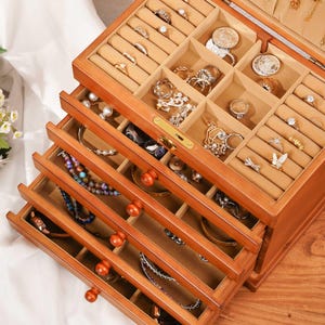 Caja de joyería de madera personalizada / Organizador de joyas grande con 5 cajones / Caja para collares personalizada para mamá, regalo para ella / Regalos para el Día de la Madre imagen 7