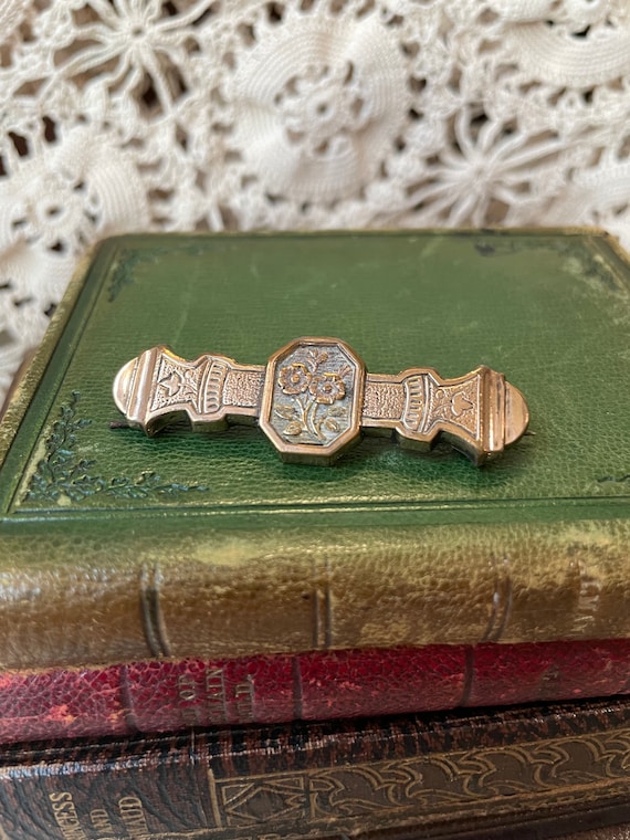 Victorian-era Vintage Gold Filled Bar Pin/Brooch … - image 1