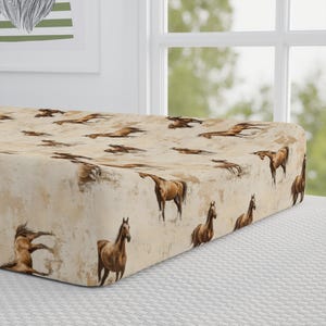 Wickelauflage mit Pferd, Western Baby Kinderzimmer Dekor, Cowboy Thema, Säugling Windeln Wickelauflage, Wilder Westen Kindergarten Essential