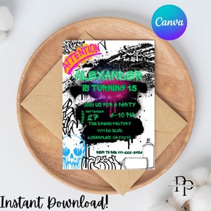 Puede incluir: Una invitaci&oacute;n a una fiesta de cumplea&ntilde;os de estilo graffiti para Alexander que cumple 15 a&ntilde;os. La invitaci&oacute;n presenta un fondo blanco y negro con acentos de pintura en aerosol de colores. El texto dice "Atenci&oacute;n Alexander cumple 15 a&ntilde;os. &Uacute;nase a nosotros para una fiesta Viernes 27 de septiembre 18:00-22:00 The Dream Factory 1111 DG Blvd Los Angeles, CA 70210 RSVP a Rob 111-222-3456".