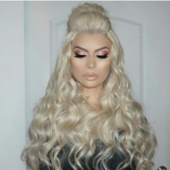 Blonde Beautiful Lace Front Wig 24-26 Inches!! - Etsy display picture 1
