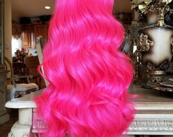 Peluca frontal de encaje ondulado de color rosa intenso
