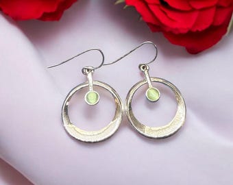 Sterling Silver Circle Drop Earrings – Peridot Cabochon Earrings