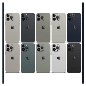 Pode incluir: Dez capas de telefone de diferentes cores para um iPhone. As capas têm todas o mesmo design, com uma protuberância da câmera preta e um logotipo da Apple branco. As cores das capas são preto, cinza escuro, cinza claro, bege, verde escuro, verde claro, branco, azul claro, azul escuro e azul marinho.