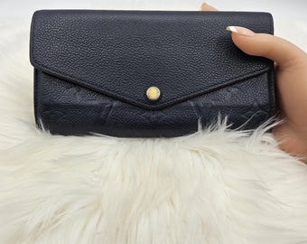 Louis Vuitton Sarah Marine Bleu Empreinte Wallet
